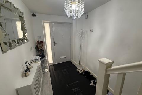 4 bedroom house to rent, Colwyn Avenue, PETERBOROUGH