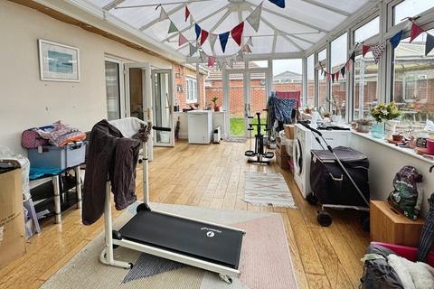 3 bedroom bungalow for sale, The Street, Little Clacton, Clacton-on-Sea