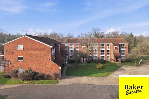 undefined, Trotwood, Chigwell IG7