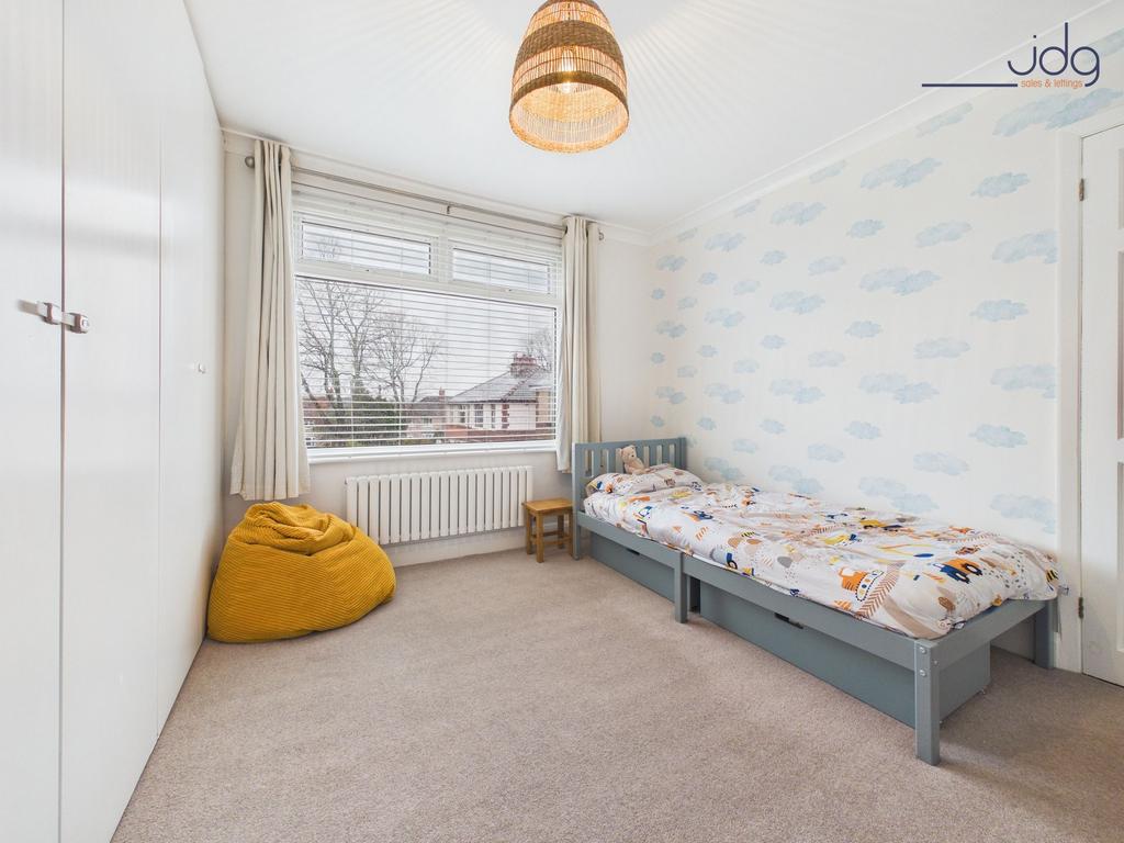 Double Bedroom 2 with built in storage