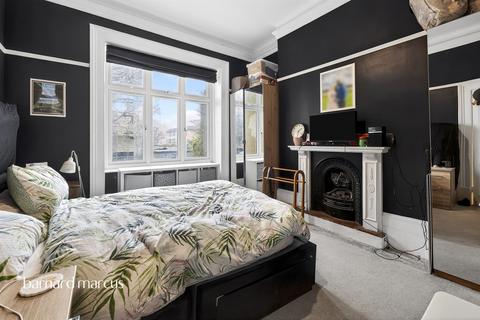 undefined, Clarendon Road, Wallington