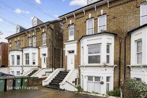 Clarendon Road, Wallington