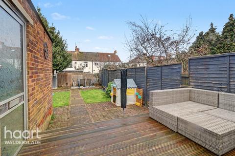 2 bedroom semi-detached house for sale, Larkfield Avenue, Gillingham
