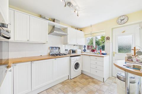 2 bedroom detached bungalow for sale, Manor Road, North Hykeham, Lincoln