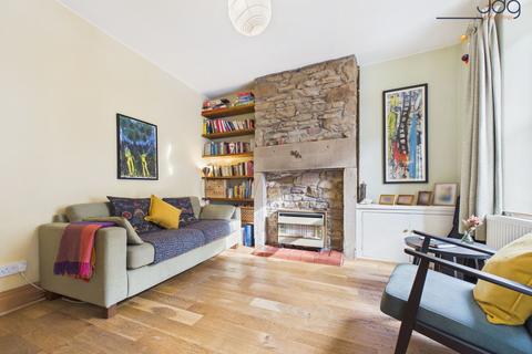 undefined, Greenfield Street, Freehold - a 2 bed home with a garden, close to the canal and city centre