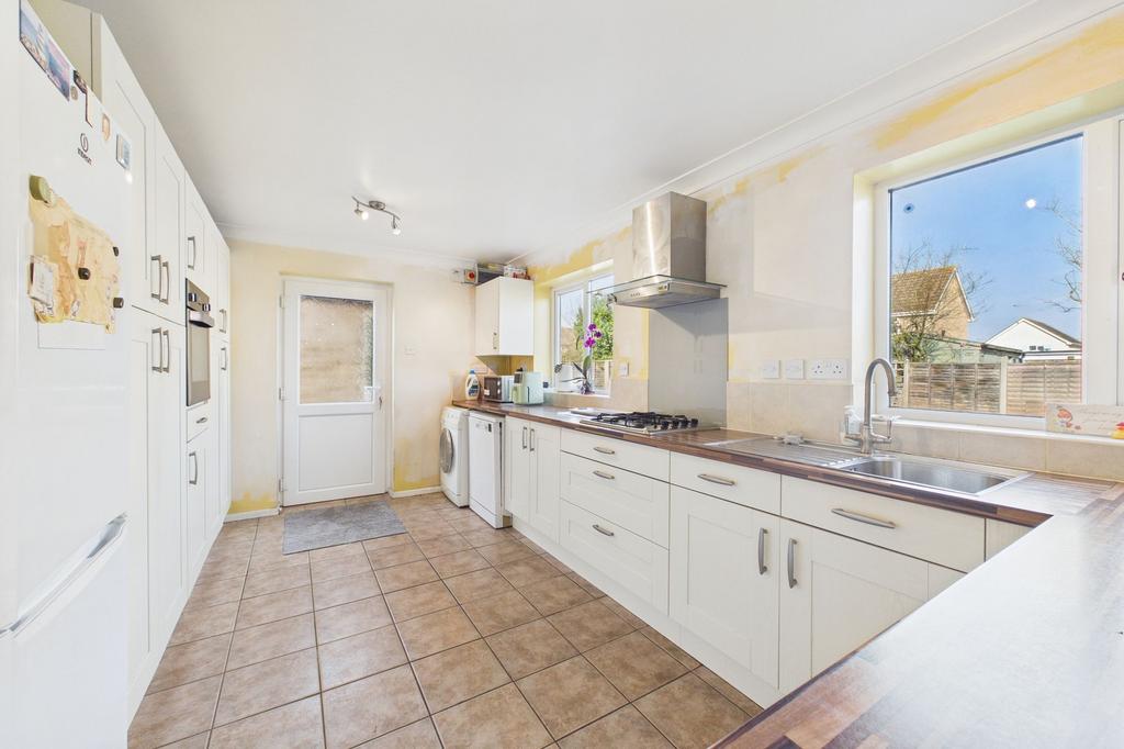 Kitchen / Breakfast Room