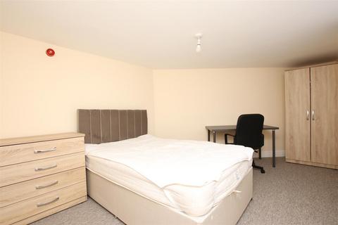 2 bedroom flat to rent, 22 Charlotte Street, Bath BA1