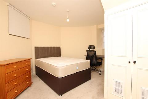 2 bedroom flat to rent, 22 Charlotte Street, Bath BA1