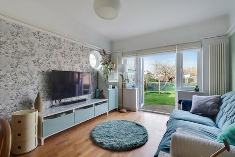undefined, Hinchley Way, Esher, KT10
