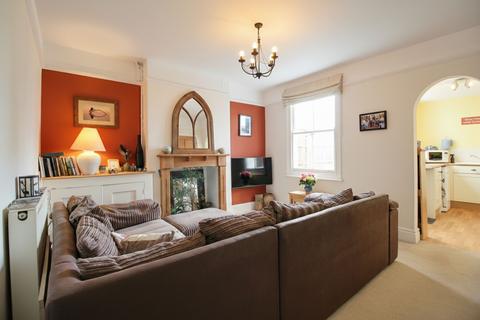 2 bedroom semi-detached house for sale, Eastern Avenue, Ashford TN23
