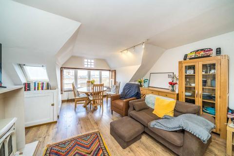 1 bedroom flat for sale, The Hermitage, Richmond TW10