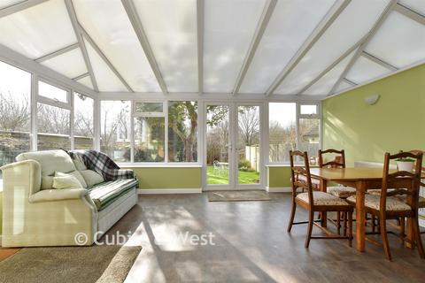 undefined, Penn Gardens, Ashington RH20