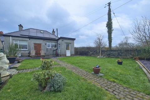 undefined, Orme Villa, Trefor