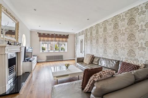 5 bedroom detached house for sale, The Avenue, Hatch End, Pinner HA5