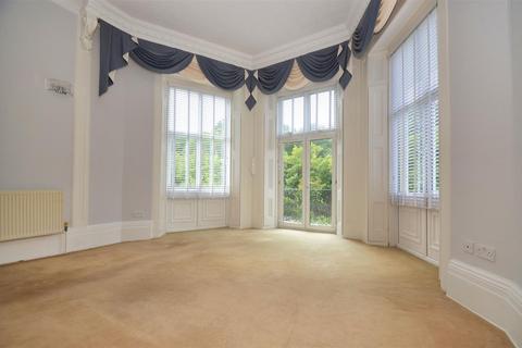 2 bedroom ground floor flat for sale, COASTAL RYDE