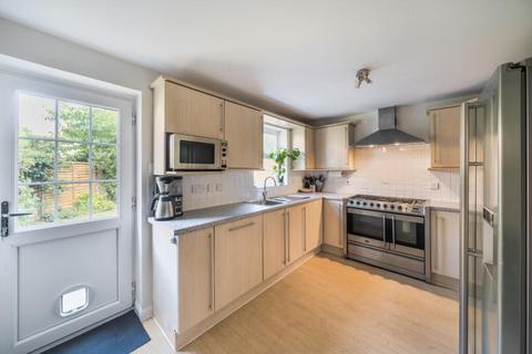 undefined, Avro Close, SOUTHAMPTON