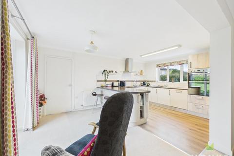 3 bedroom house for sale, Llynclys, Oswestry