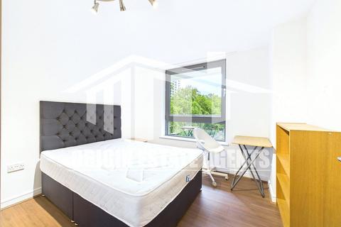 2 bedroom apartment to rent, Centenary  Plaza, Birmingham B1