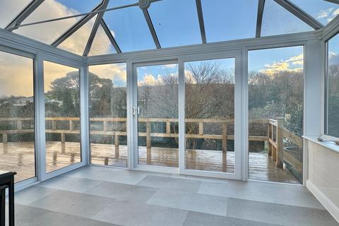 2 bedroom bungalow for sale, Little Dinas, Padstow, PL28