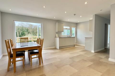 2 bedroom bungalow for sale, Little Dinas, Padstow, PL28
