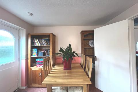3 bedroom terraced house for sale, Lexden Drive, SEAFORD