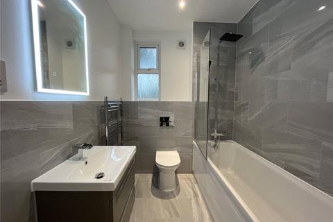 2 bedroom flat to rent, Archery Gardens, St. Leonards-on-Sea, East Sussex, TN38