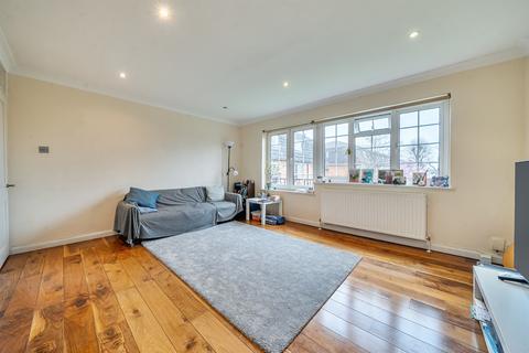 undefined, College Court, London