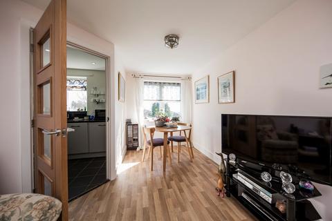 undefined, Mutton Hall Hill, Heathfield