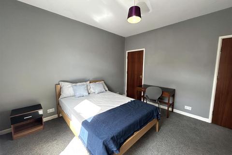 undefined, Pomona Street, Off Eccelsall Road S11