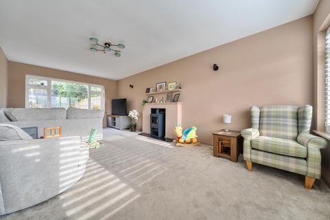 4 bedroom detached house for sale, Phillips Close, Hampshire GU35