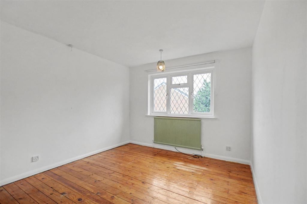 Bedroom 2 1.jpeg