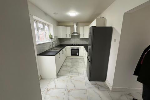 undefined, Hatton Green, Feltham
