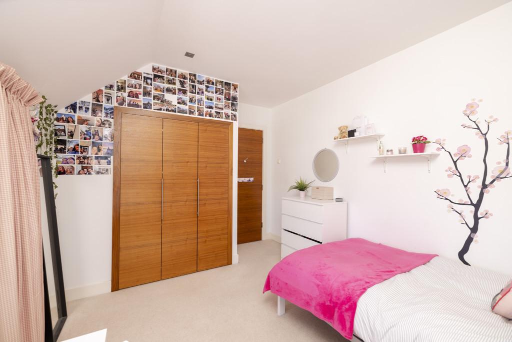 Double Bedroom 3 of 1 Brighouse Park Rigg