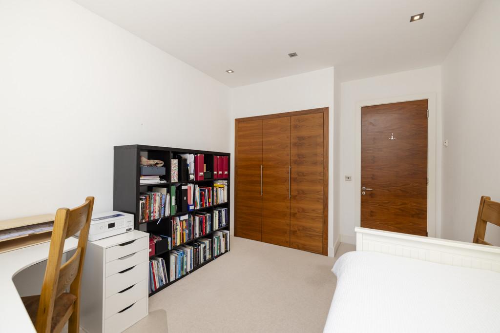 Double Bedroom 5/Study of 1 Brighouse Park Rigg