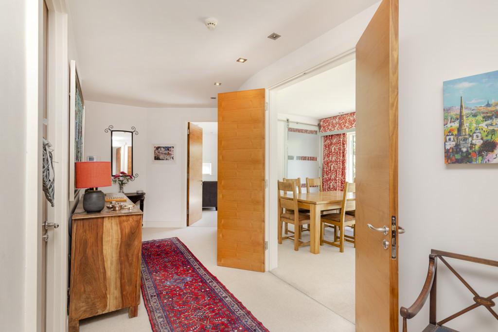 Hallway of 1 Brighouse Park Rigg