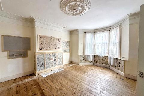 undefined, Wingrove Avenue, Fenham , Newcastle upon Tyne, Tyne and Wear, NE4 9AH
