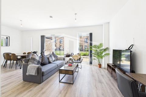 3 bedroom property to rent, Parkes Avenue, Birmingham B12