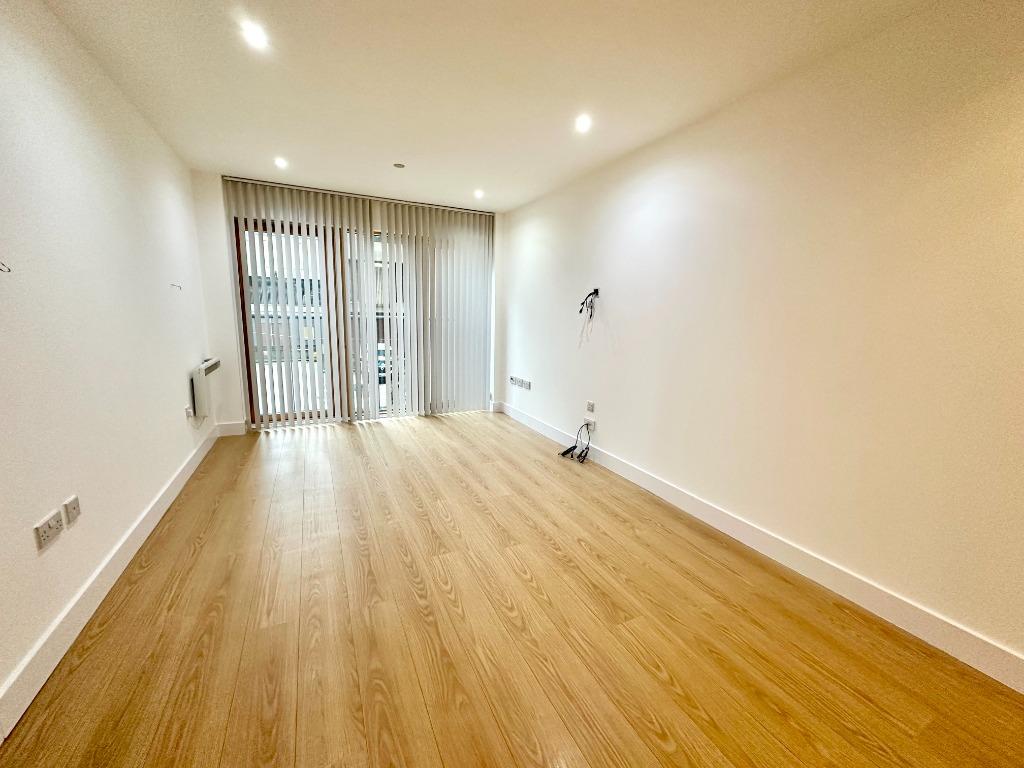 Apartment in Glasgow - View 3