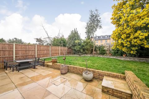 3 bedroom end of terrace house for sale, Maybourne Close, Springfield Road, Sydenham, London, SE26