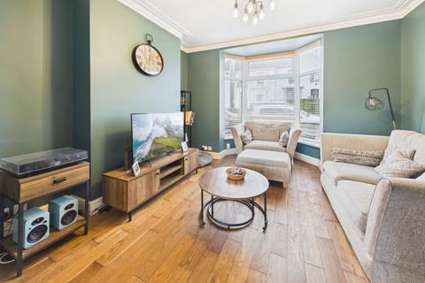2 bedroom terraced house for sale, Coedsaeson Crescent, Sketty, SA2