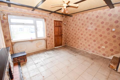 2 bedroom semi-detached house for sale, Rossett Drive, Davyhulme, M41