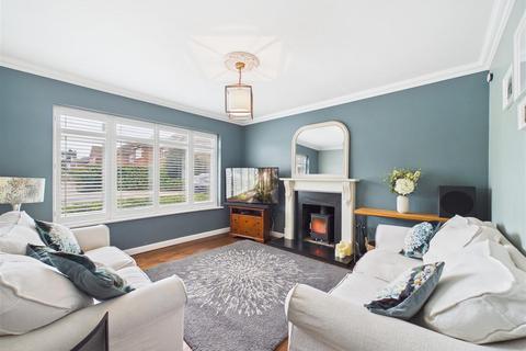 4 bedroom house for sale, Mole Abbey Gardens, West Molesey