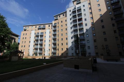 2 bedroom flat to rent, Aspect 14, Elmwood Lane