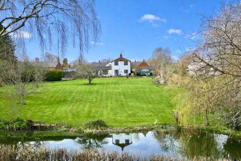 4 bedroom detached house for sale, High Street, Ravensthorpe, NN6 8EH