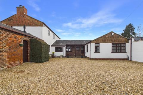 4 bedroom detached house for sale, High Street, Ravensthorpe, NN6 8EH