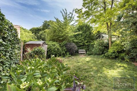 2 bedroom property for sale, Buckland Crescent, London, NW3