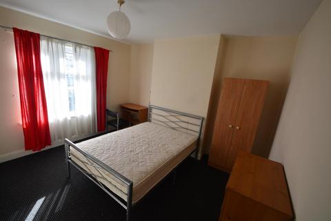 undefined, Ash Gardens, Leeds LS6
