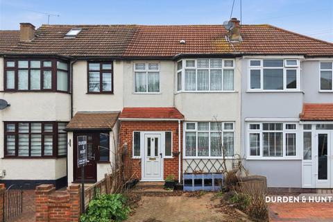 Bruce Avenue, Hornchurch, RM12