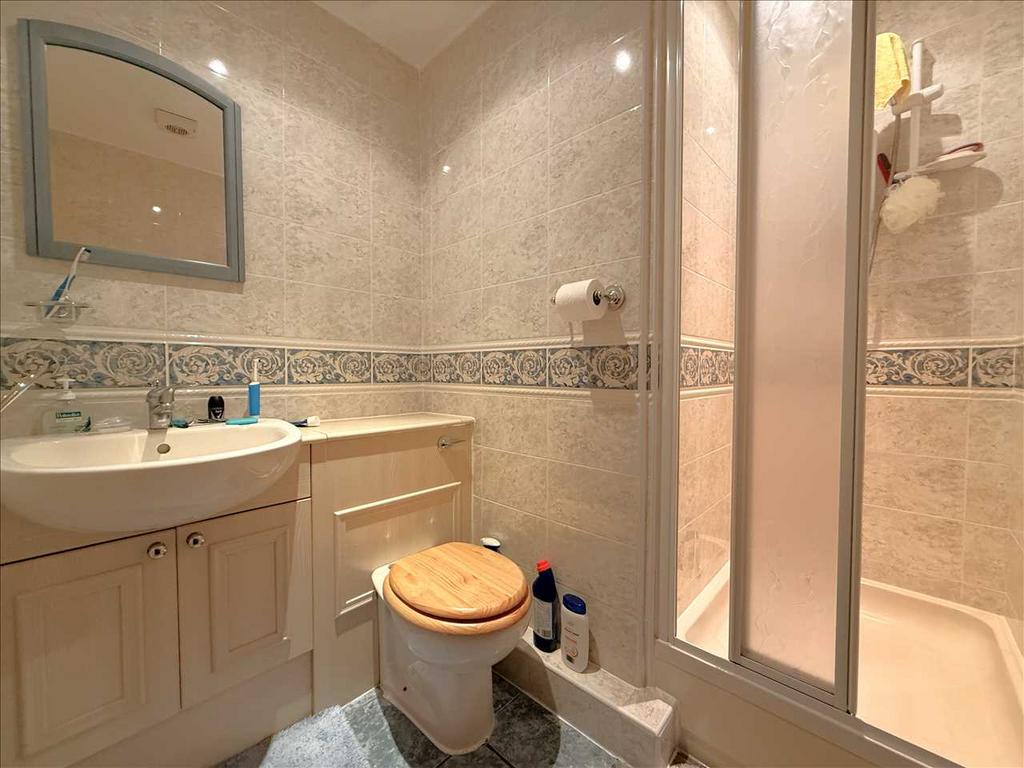 Ensuite Shower Room