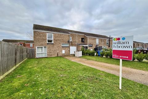 3 bedroom end of terrace house for sale, Radcliffe Road, Raf Lakenheath, Brandon